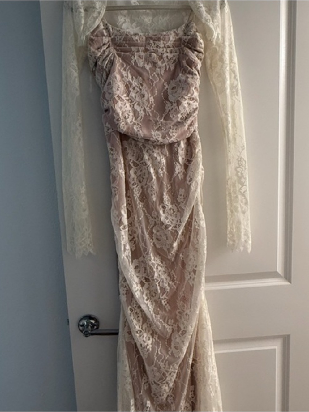 NWOT Lace Sheer Maxi Dress in Ivory - Elegant Women's Evening Gown - Picture 4 of 6